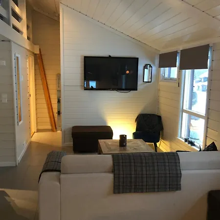 Cozy And Location Mountain Town Apartment