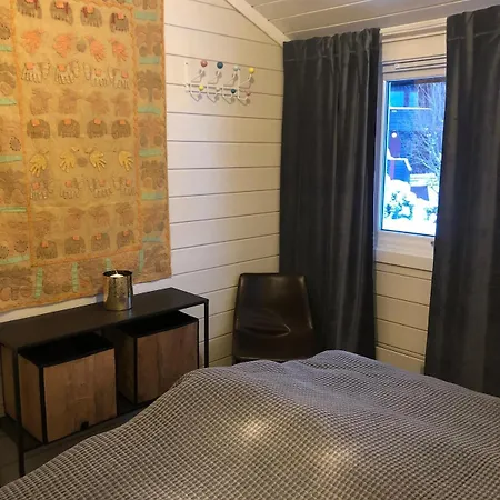 Cozy And Location Mountain Town Apartment